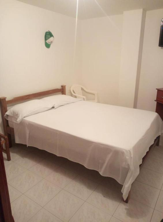 Hostal Dante San Gil Exteriör bild